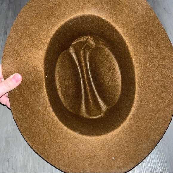 Overwatch McCree Costume Hat, Video Game Inspired Character for Kids
Used once - Picture 2 of 5